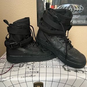 Nike SF Air Force 1 High Triple Black